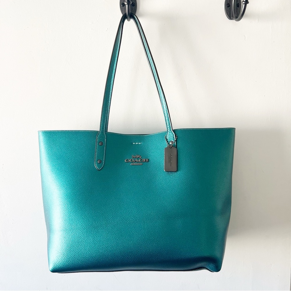 COACH‎ Style F79983 Green Metallic Town Tote